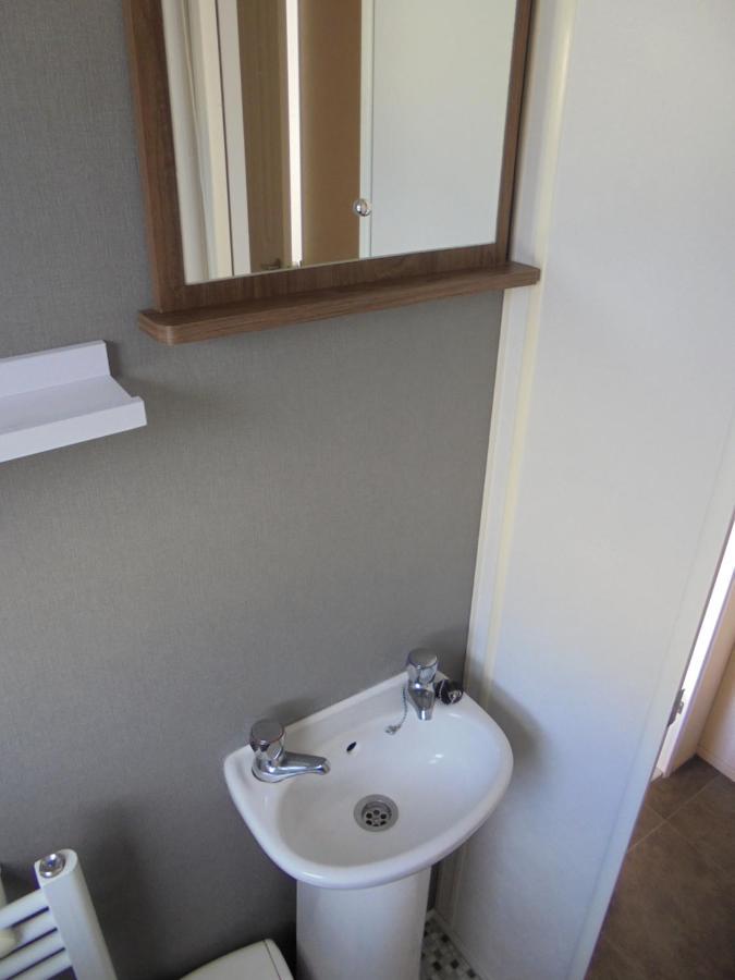 Kingfisher : Seabreeze:- 6 Berth, Enclosed Veranda, Close To Site Shop Ingoldmells Exterior foto